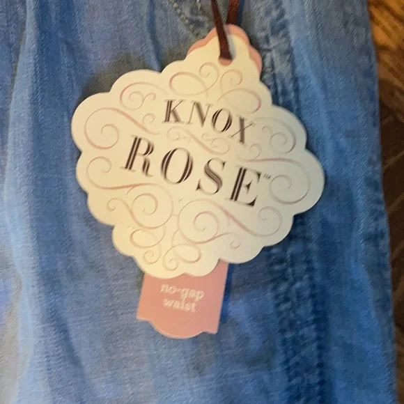 New! Knox Rose Pants from target - Picture 2 of 6